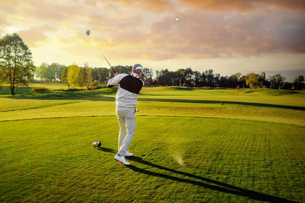 The Most Common Golf Injuries. Image courtesy Shutterstock.