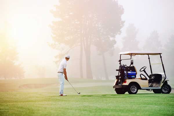 6 Tips to Golf Better Despite Having an Overactive Bladder. Image courtesy Shutterstock.