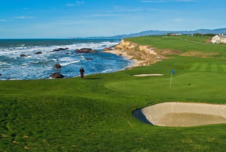Remarkable Coastal Golf Courses to Tee It Up