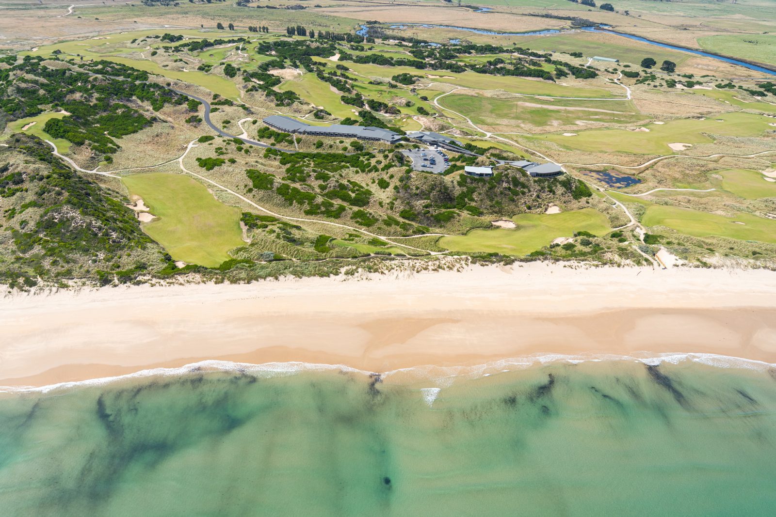Top Ten Stunning Australian Golf Courses